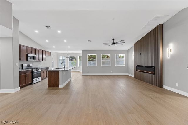 2021 Jean Paul Avenue, North Las Vegas, NV 89031