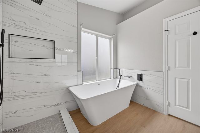 2021 Jean Paul Avenue, North Las Vegas, NV 89031