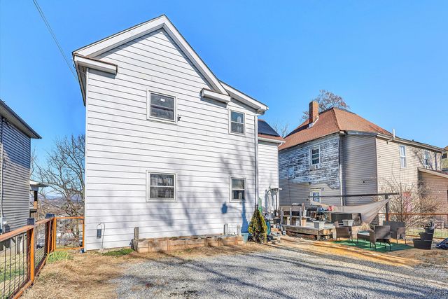 611 Church AVE, Roanoke, VA 24013