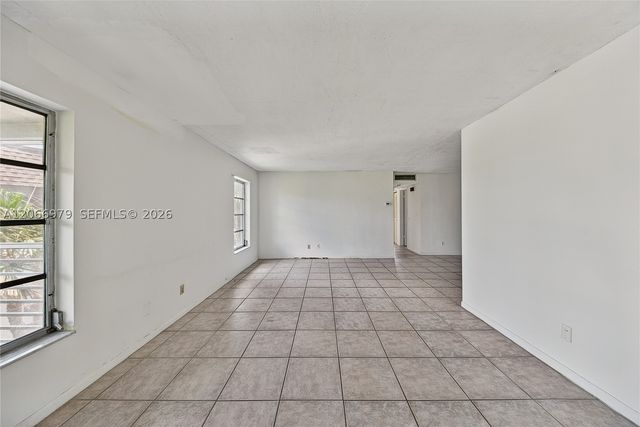 2491 SW 82nd Ave 310, Davie, FL 33324