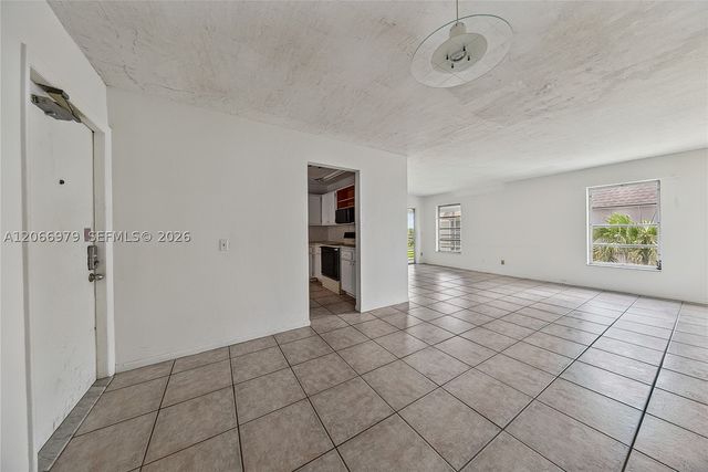 2491 SW 82nd Ave 310, Davie, FL 33324