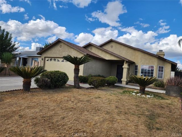 725 18th Place, Delano, CA 93215