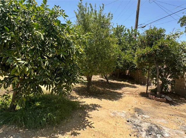 725 18th Place, Delano, CA 93215