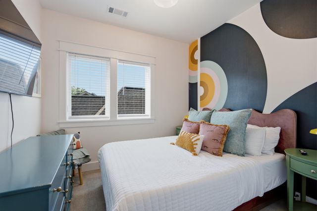 334 Douglas Ave, Nashville, TN 37207