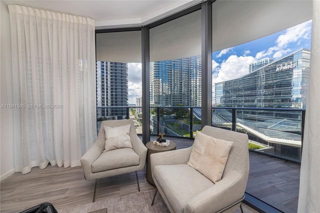 801 S Miami Ave 1209, Miami, FL 33130