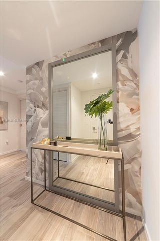 801 S Miami Ave 1209, Miami, FL 33130