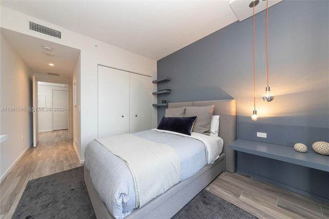 801 S Miami Ave 1209, Miami, FL 33130