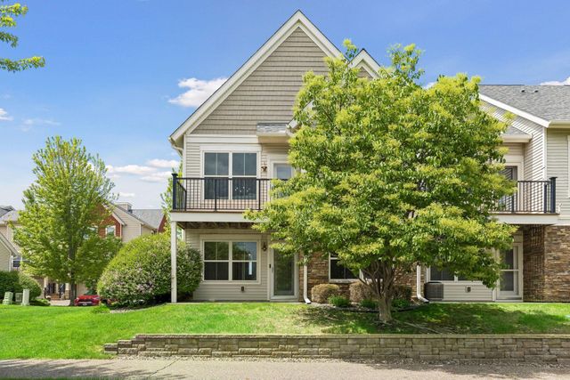 8413 Forestview Lane N 101, Maple Grove, MN 55369