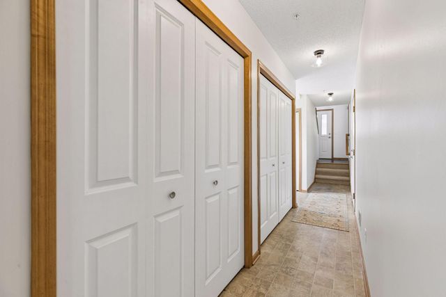 8413 Forestview Lane N 101, Maple Grove, MN 55369