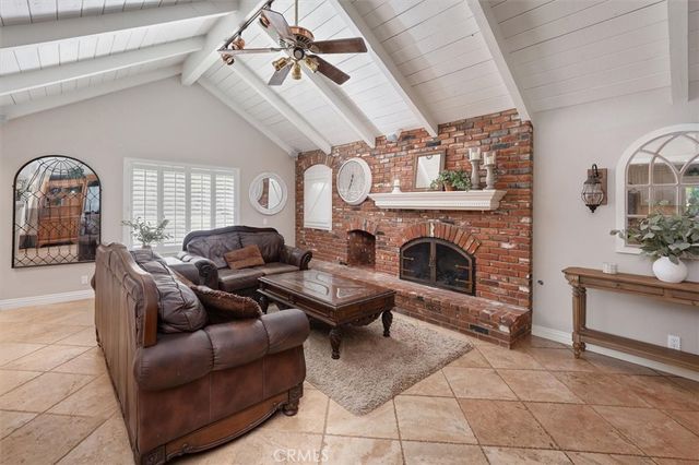 25006 Highspring Avenue, Newhall, CA 91321
