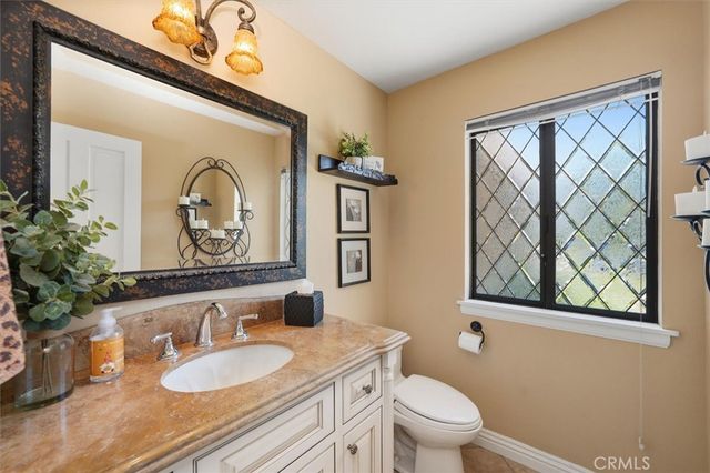 25006 Highspring Avenue, Newhall, CA 91321