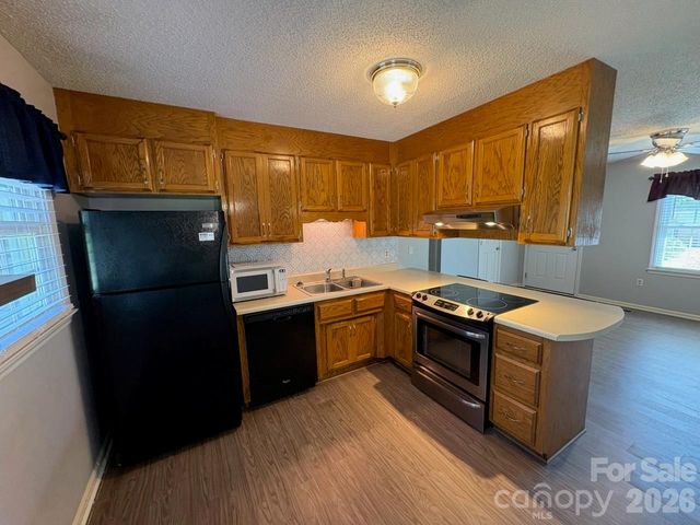 101 APPLE HILL Drive 1, Shelby, NC 28152