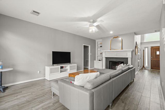 1406 Pambrooke Lane, Houston, TX 77094