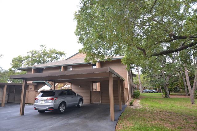 605 LENNOX ROAD W, Palm Harbor, FL 34683