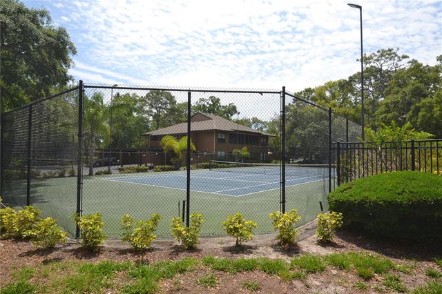 605 LENNOX ROAD W, Palm Harbor, FL 34683