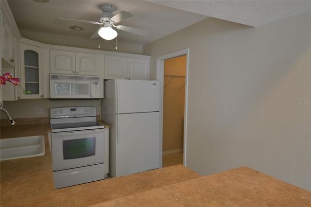 605 LENNOX ROAD W, Palm Harbor, FL 34683