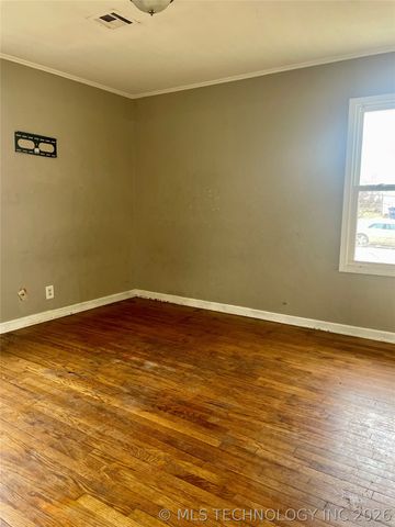 1835 N Louisville Avenue, Tulsa, OK 74115