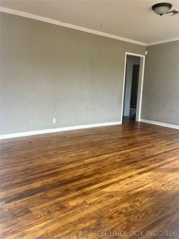 1835 N Louisville Avenue, Tulsa, OK 74115