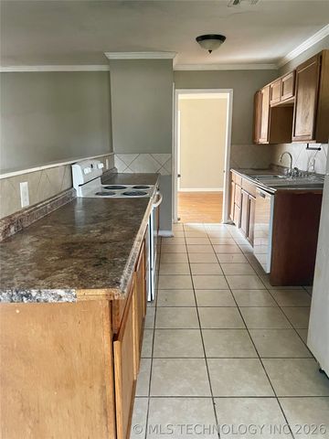 1835 N Louisville Avenue, Tulsa, OK 74115