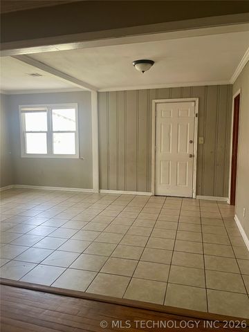 1835 N Louisville Avenue, Tulsa, OK 74115