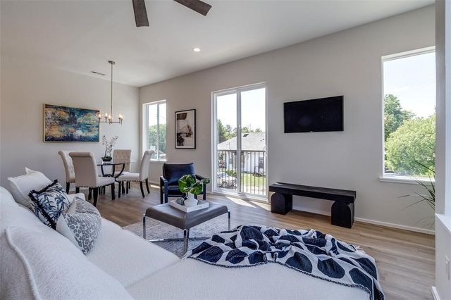 3308 Birmingham Avenue 7, Dallas, TX 75210