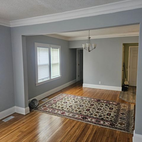 2407 N 4th, Minneapolis, MN 55411