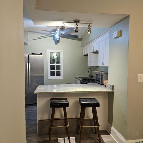 2407 N 4th, Minneapolis, MN 55411