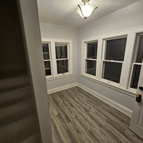 2407 N 4th, Minneapolis, MN 55411