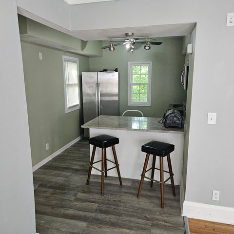 2407 N 4th, Minneapolis, MN 55411