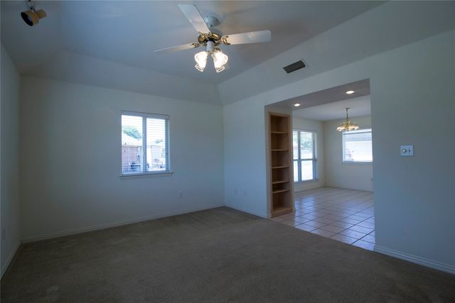 3133 Cedar Hill Street, Denton, TX 76209