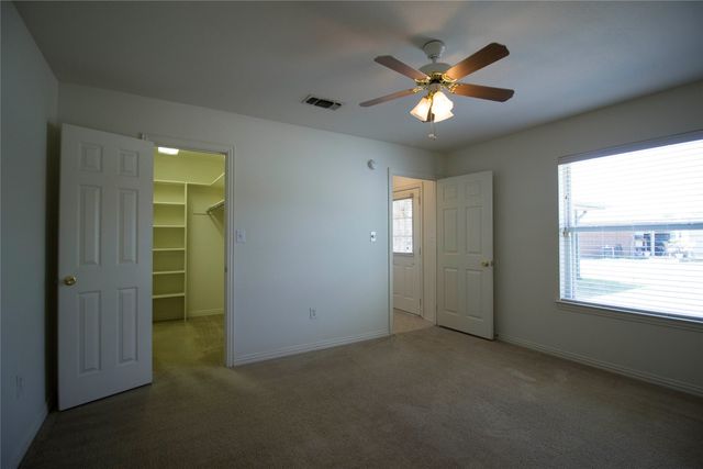 3133 Cedar Hill Street, Denton, TX 76209