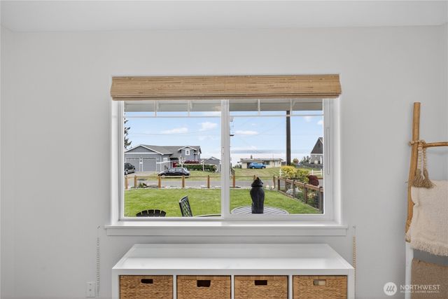 1584 Country Club Drive, Camano Island, WA 98282
