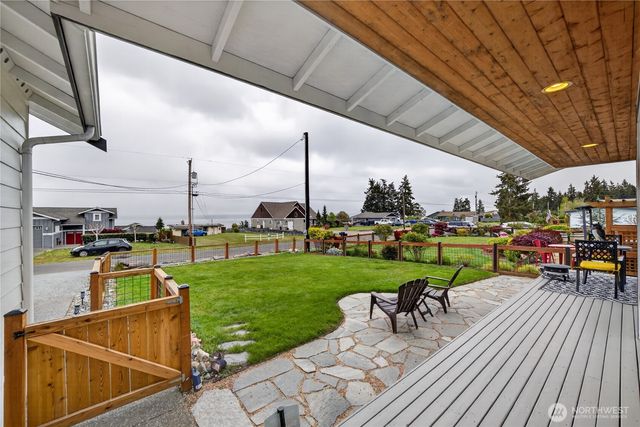 1584 Country Club Drive, Camano Island, WA 98282