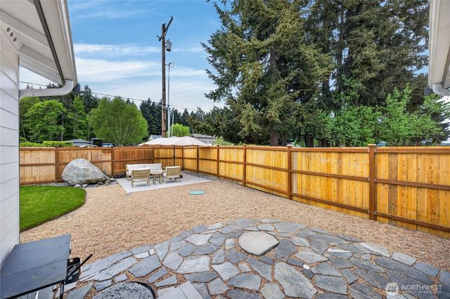 1584 Country Club Drive, Camano Island, WA 98282