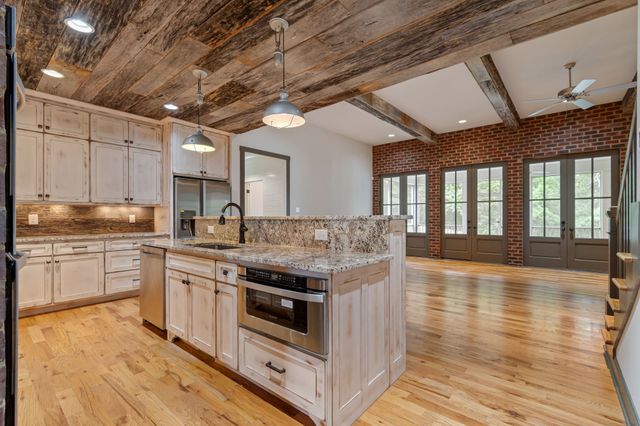1000 Garner Hall Ln, Franklin, TN 37064