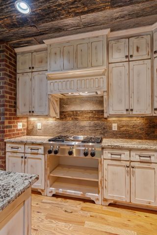1000 Garner Hall Ln, Franklin, TN 37064