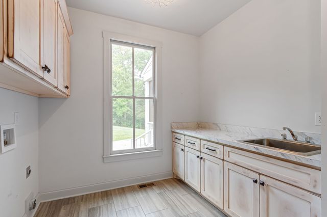 1000 Garner Hall Ln, Franklin, TN 37064