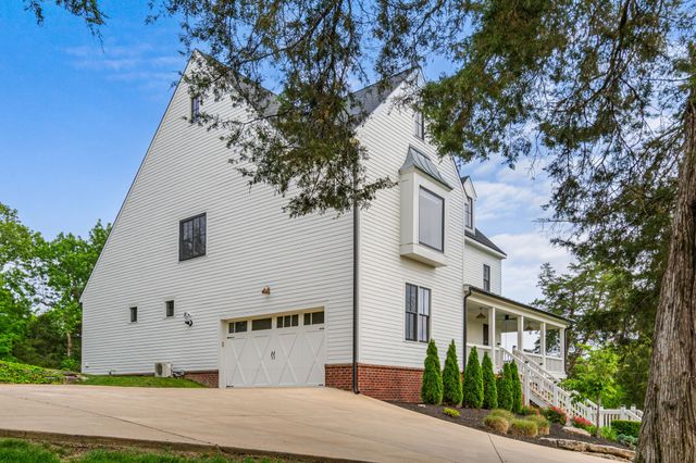 1000 Garner Hall Ln, Franklin, TN 37064