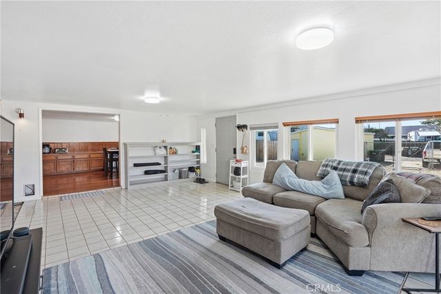 217 N M Street, Lompoc, CA 93436