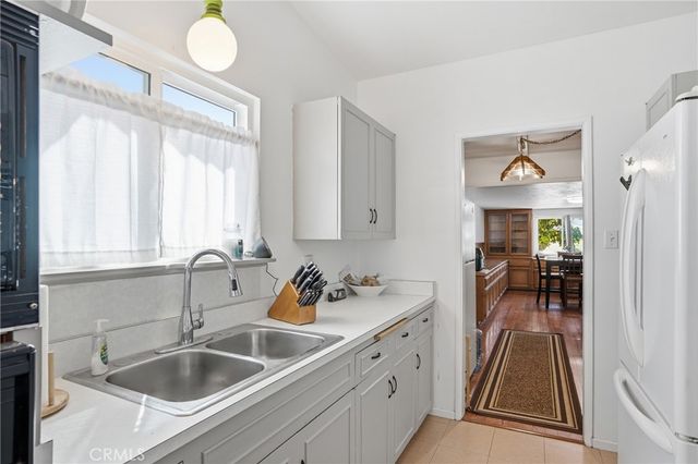 217 N M Street, Lompoc, CA 93436