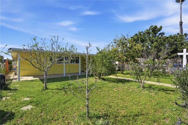 217 N M Street, Lompoc, CA 93436