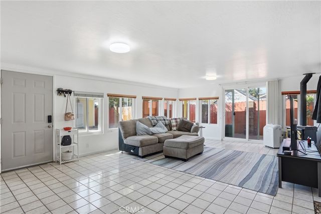 217 N M Street, Lompoc, CA 93436