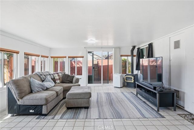 217 N M Street, Lompoc, CA 93436