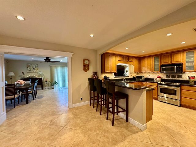 10520 NW 43rd Court, Coral Springs, FL 33065