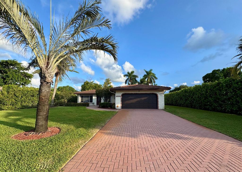 10520 NW 43rd Court, Coral Springs, FL 33065