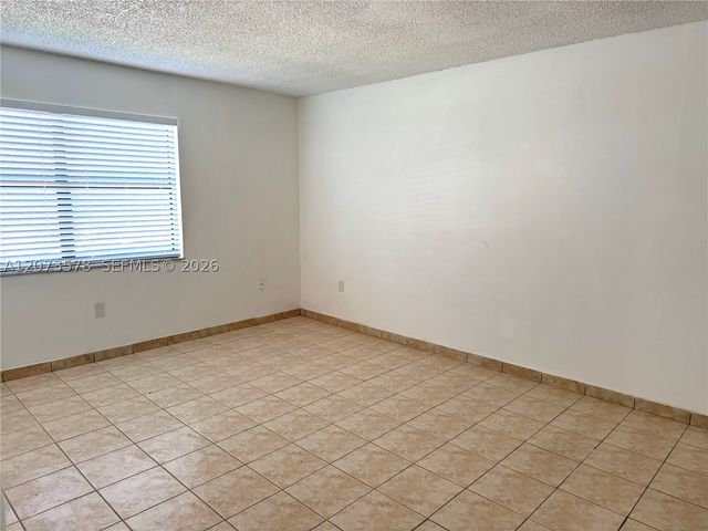 14829 SW 80th St 202-3, Miami, FL 33193