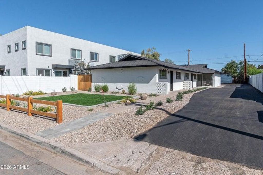 3020 E Yale Street Apt 2, Phoenix, AZ 85008