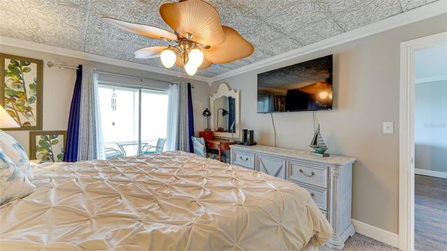 3276 LAKE BAYSHORE DRIVE N O-517, Bradenton, FL 34205
