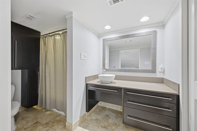 12126 Kimberley Lane, Houston, TX 77024