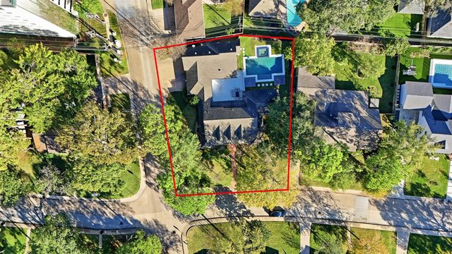 12126 Kimberley Lane, Houston, TX 77024